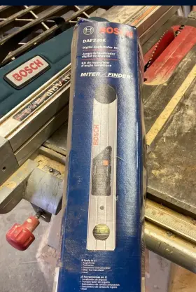 DAF220K BOSCH Digital Angle Finder Deg