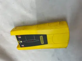 0217 STANLEY Stud Finder Edge Auto Calibration #3