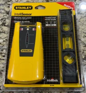 90-690 STANLEY Intellisensor Stud Joist Locator Level