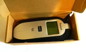 TH250 TAVOOL Stud Finder #2