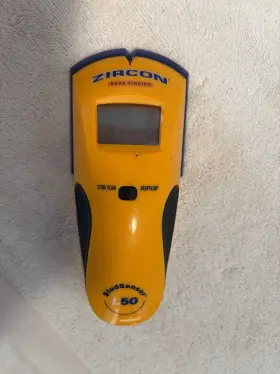 72470 ZIRCON Studsensor Stud Finder Lcd Display