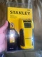 Stanley S200, Stud